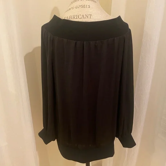 Elegant Black Long Sleeve Blouse Unbranded - Picture 6 of 8